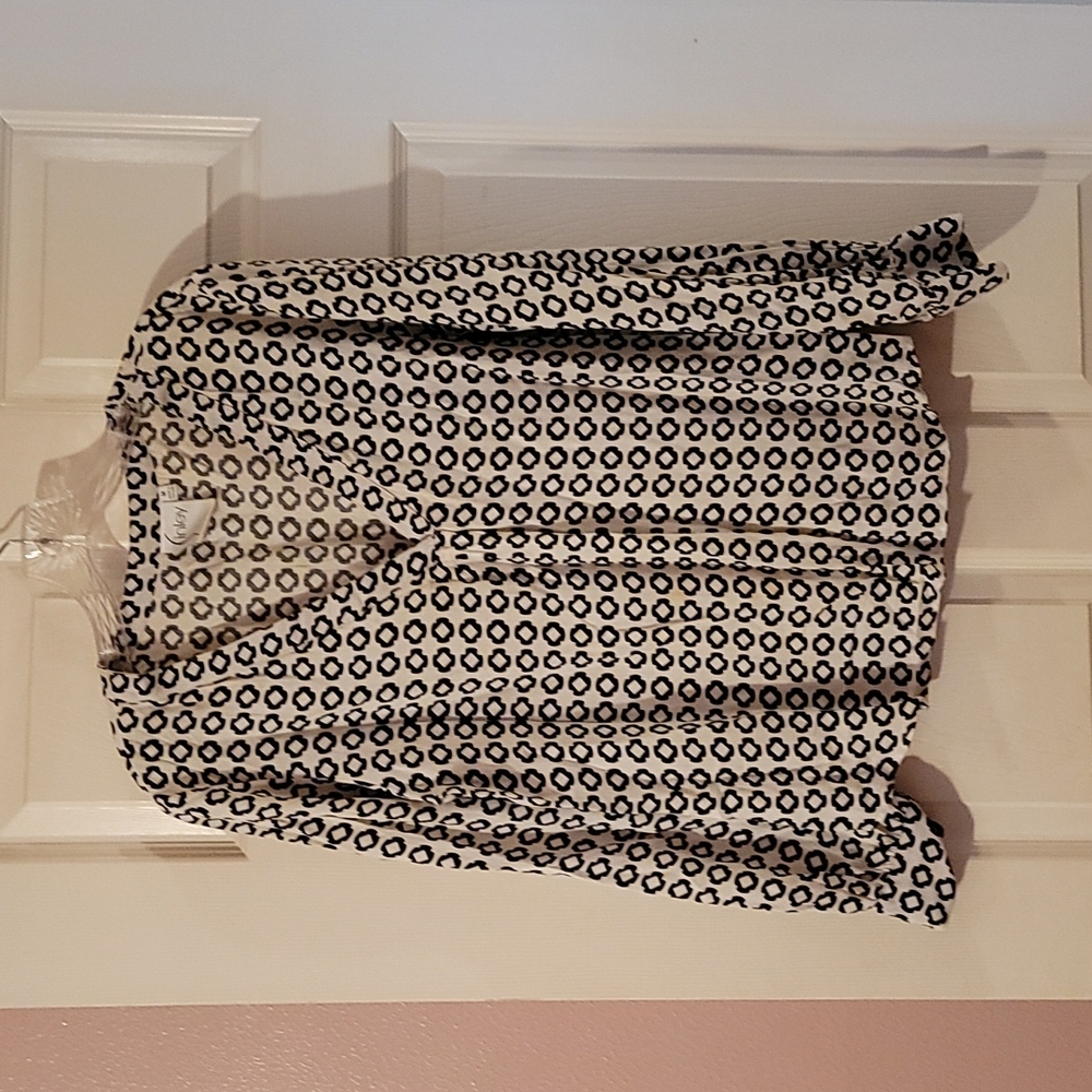 Finley Black White Silk Top Size M